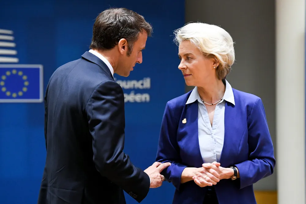 French President Emmanuel Macron and EU Commission President Ursula von der Leyen
